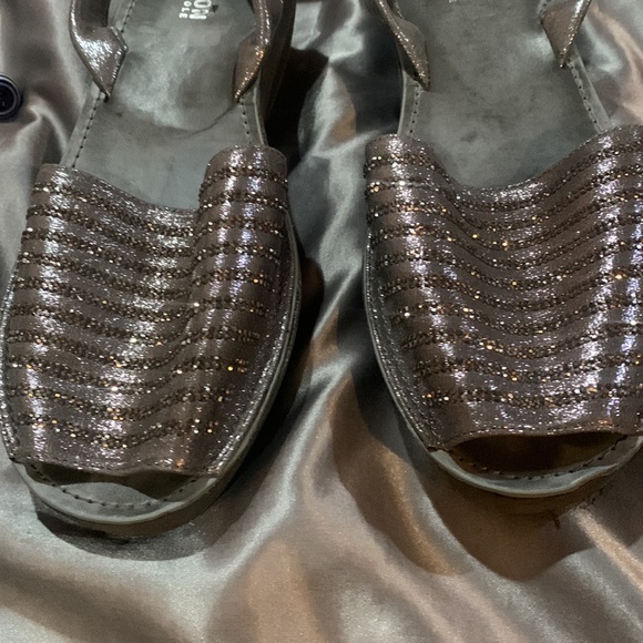 Kenneth Cole sandals - Picture 3 of 6